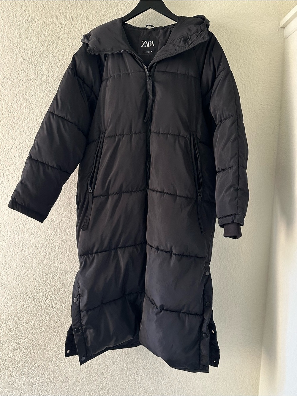 Zara TRF Outerwear Women’s Black Extra Long Puffer Coat with Hood